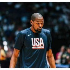 Le parcours de basket-ball du super attaquant Durant